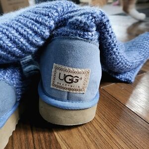 Uggs knitted boots